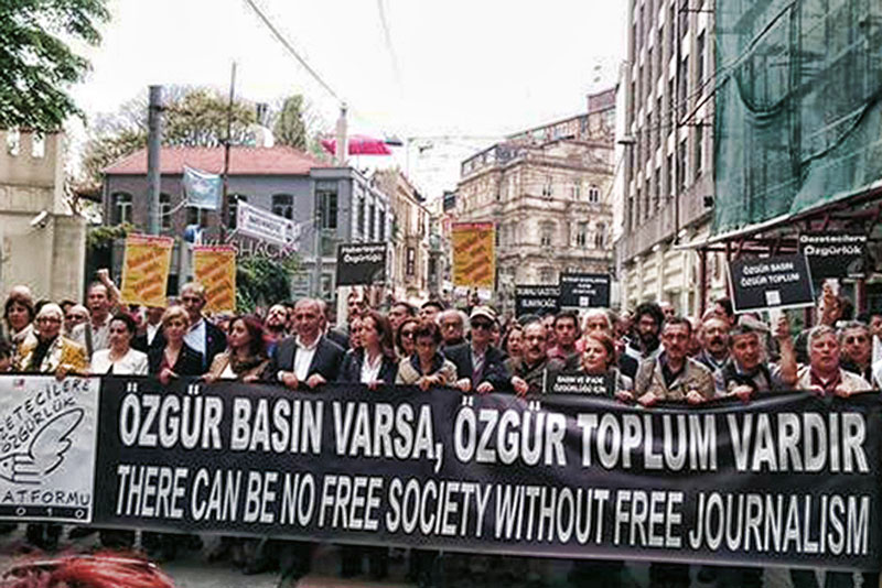 Basına Özgürlük Yürüyüşü; TGS, TGC, Namık Koçak, Gürsel Tekin