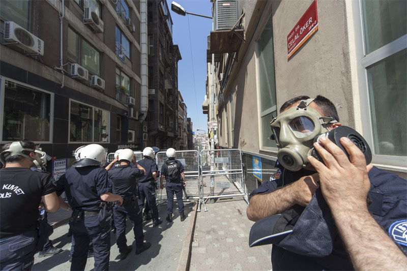 Fotoğraf: Yalçın Çakır - Taksim, 1 Mayıs 2013; Şişli