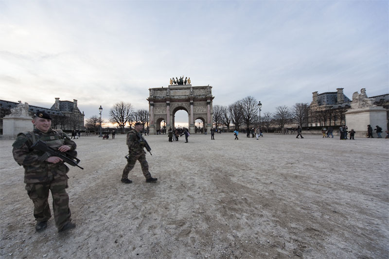 France; Paris; Place du Carrousel; Şubat 2016