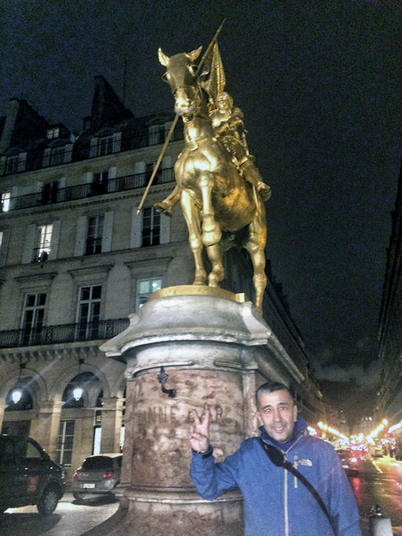 Statue Équestre de Jeanne d'Arc; Yalçın Çakır