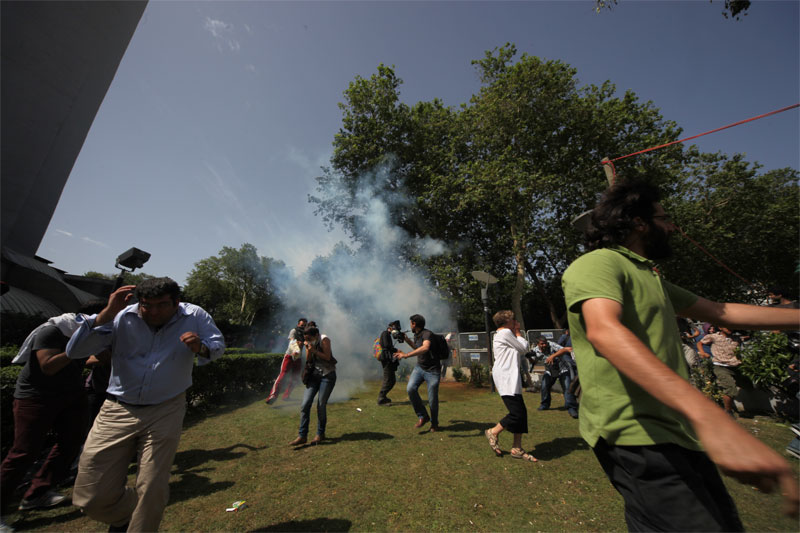 Fotoğraf: Yalçın Çakır - Taksim, Gezi Park. 31 Mayıs 2013 - 6