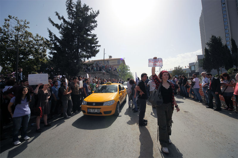 Fotoğraf: Çakır; Taksim, Gezi Parkı; 1. Gün; 31 Mayıs 2013; 1