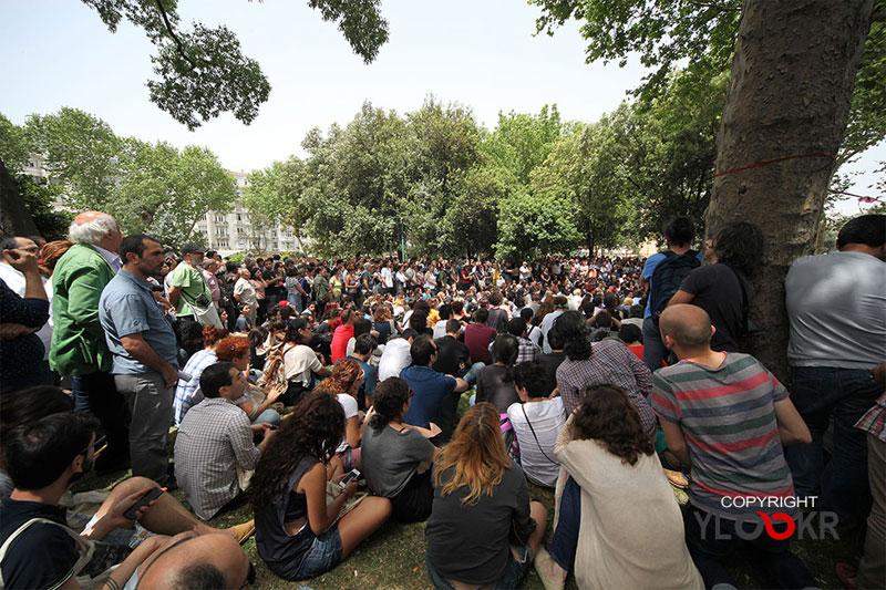 Fotoğraf: Çakır; Taksim, Gezi Parkı; 1. Gün; 28 Mayıs 2013; 3