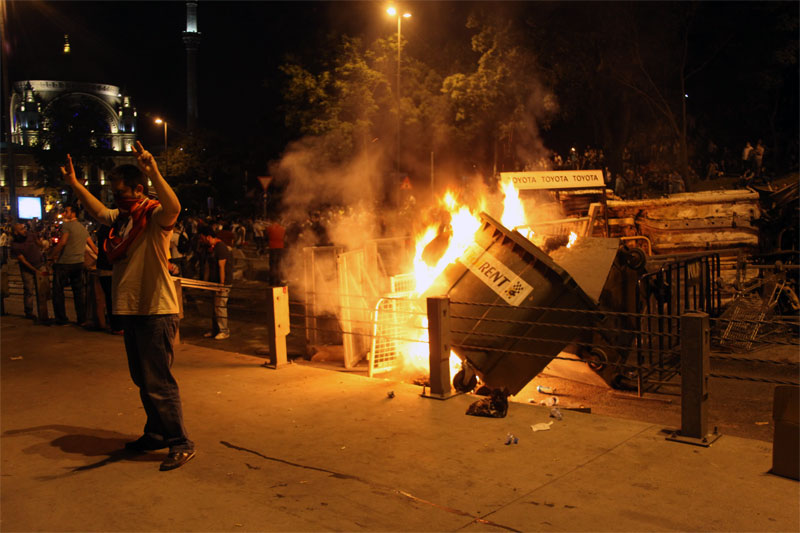 Fotoğraf: Yalçın Çakır - Taksim, Gezi Parkı 01 Haziran 2013; 2