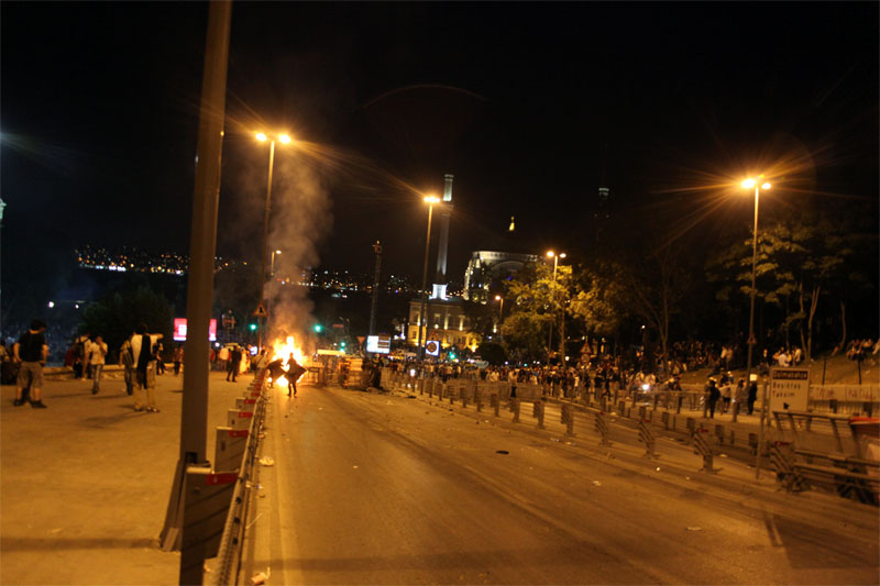 Fotoğraf: Yalçın Çakır - Taksim, Gezi Parkı 01 Haziran 2013; 2