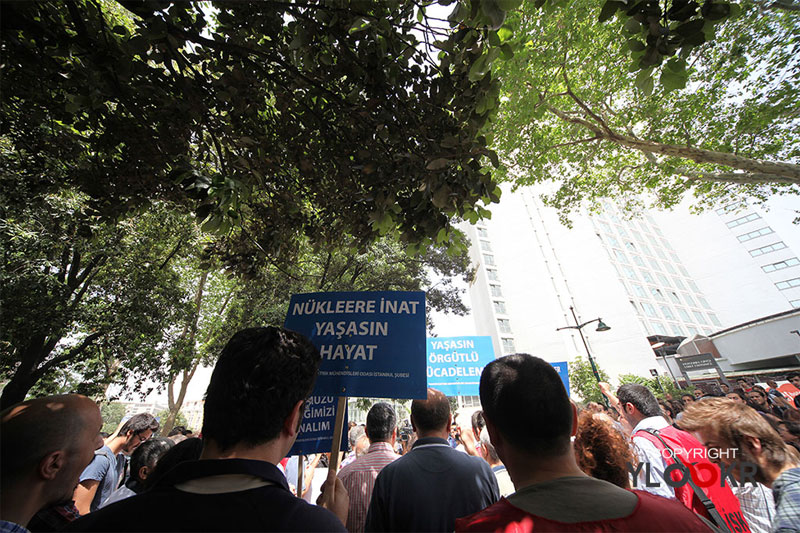 Fotoğraf: Çakır; Taksim, Gezi Parkı; 1. Gün; 28 Mayıs 2013; 5