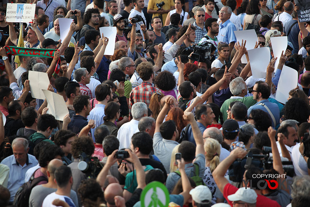 Medeni Yıldırım Anma Eylemi; HDP; Taksim Meydanı 2