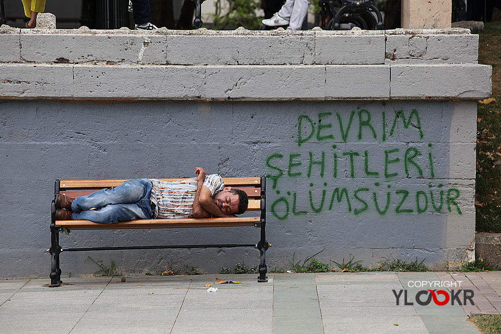 Gezi Parkı, Anı Parkı, Devrim Şehitleri Ölümsüzdür