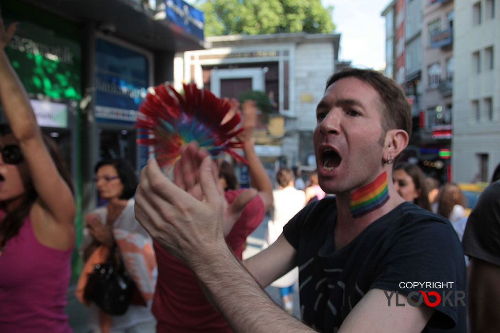LGBTİ eylem, polis müdahalesi 8