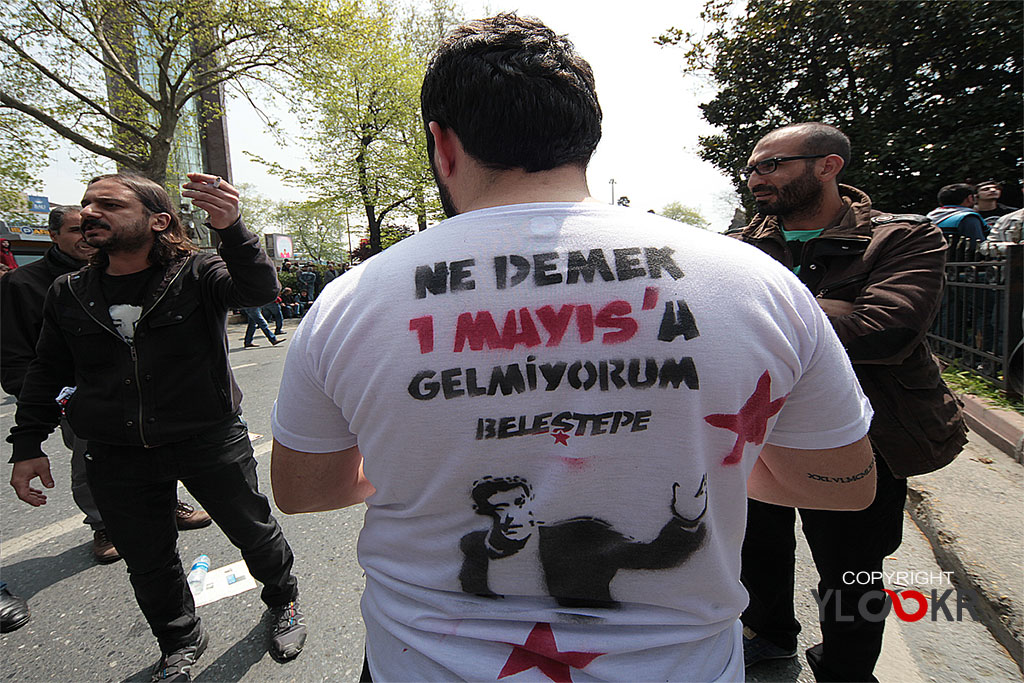 1 Mayıs 2015; İstanbul, Beşiktaş, slogan