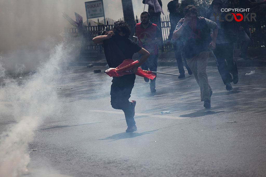 1 Mayıs 2015; İstanbul, Beşiktaş, gaz bombası 3