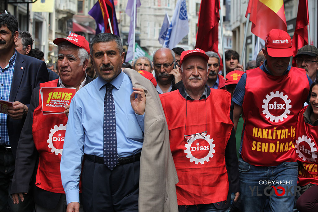 1 Mayıs 1977 Anma Eylemi; DİSK; Nakliyat İş Sendikası 2