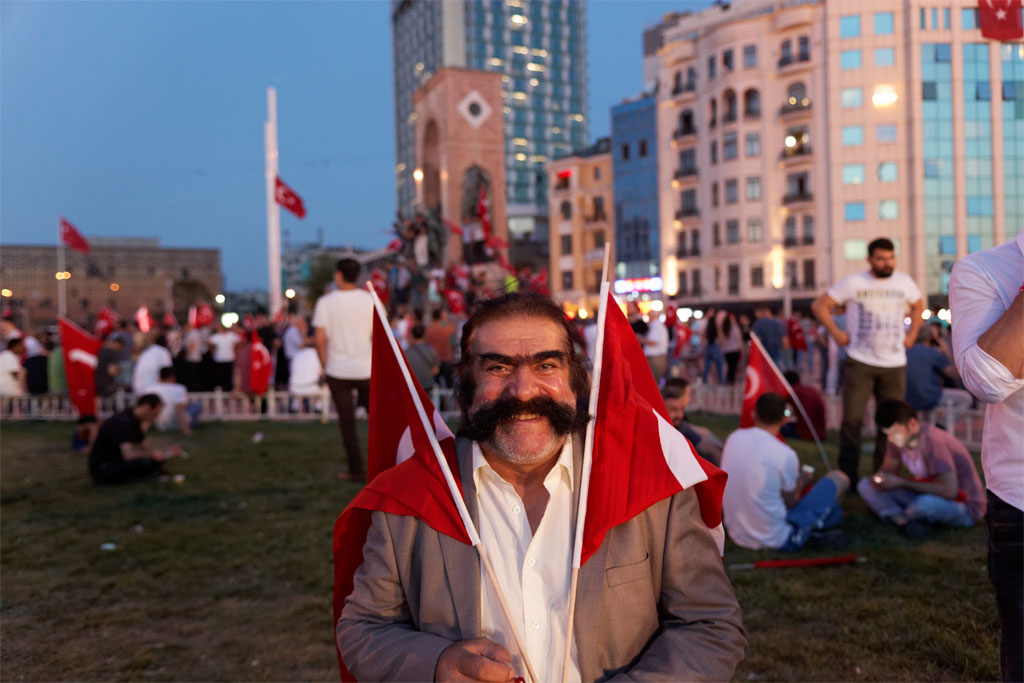 darbe karşıtı eylem, 17 Temmuz 2016 1