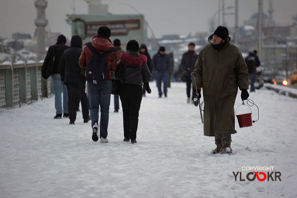 Galata Köprüsü, Kar, Kış, balıkcı, amatör balıkcı, olta balıkcısı