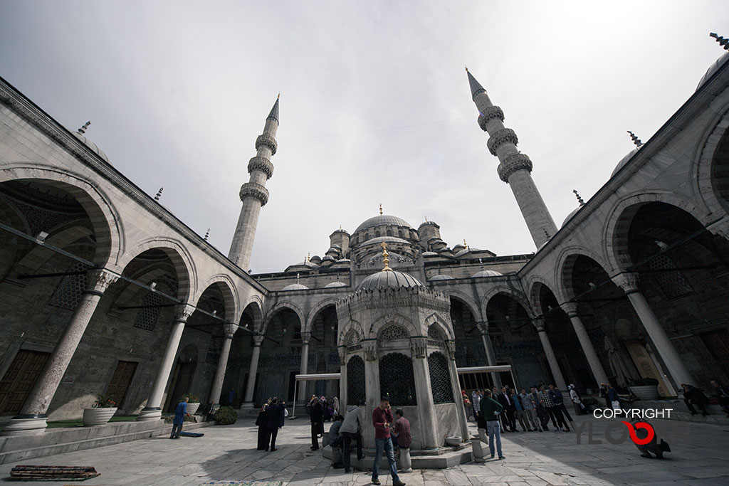 Yeni Cami, Sigma 12-24mm f/4.5-5.6 EX DG II HSM lens 2