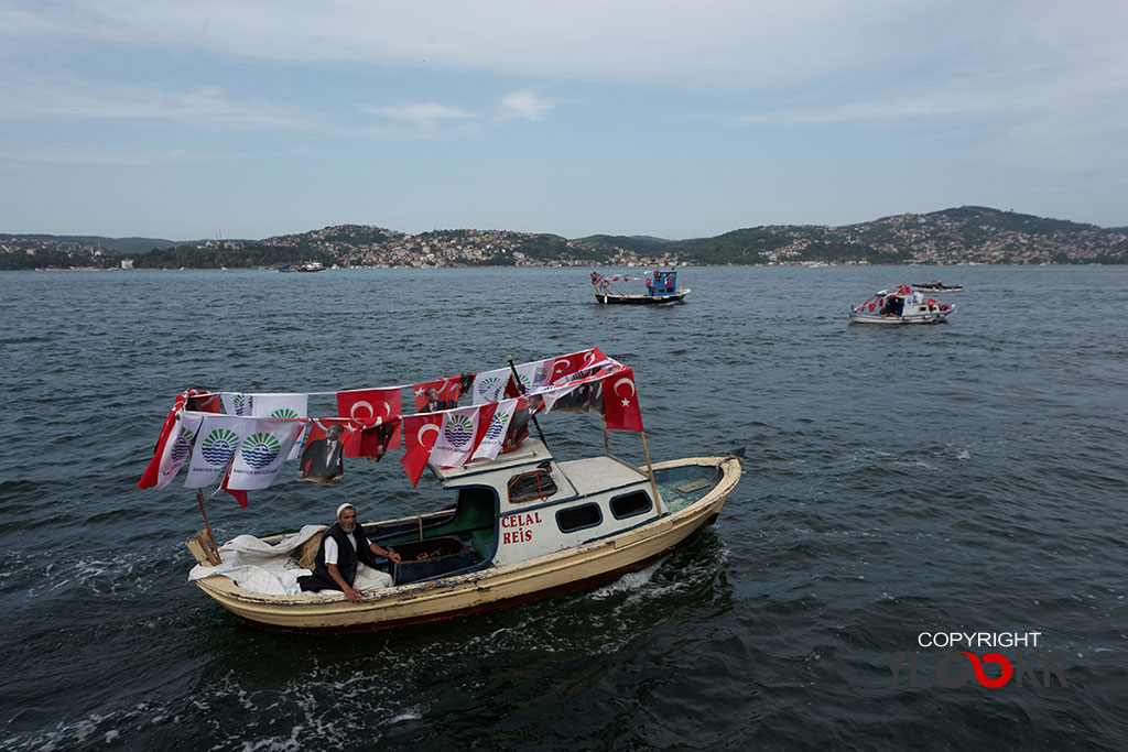 Sokak Fotoğrafçılığı; Balıkçı; İstanbul Boğazı