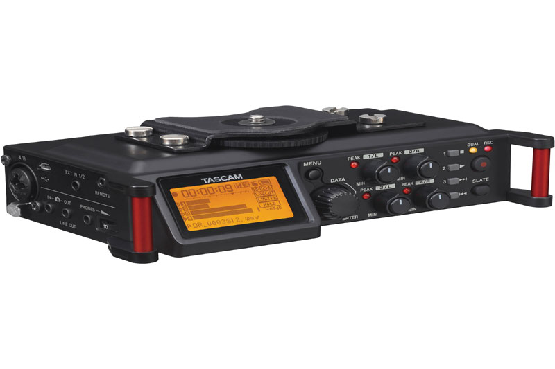 Tascam DR-70D 4