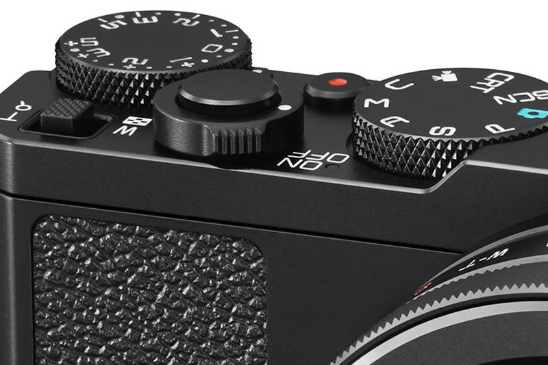 Nikon DL24-85 Premium Kompakt Fotoğraf Makinesi 2
