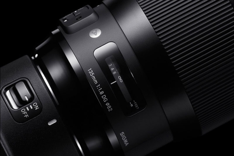 Sigma 135mm F1.8 DG HSM Art Lens